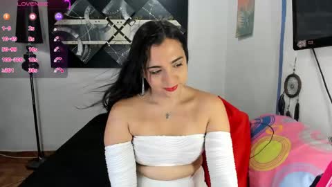  SARAHJEY     online show from March 9, 8:42 pm