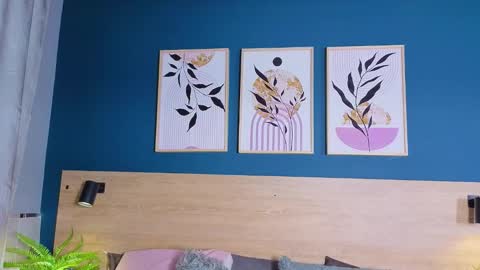 Sarah online show from November 17, 7:38 pm