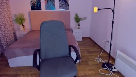 Sarah online show from January 18, 7:07 am