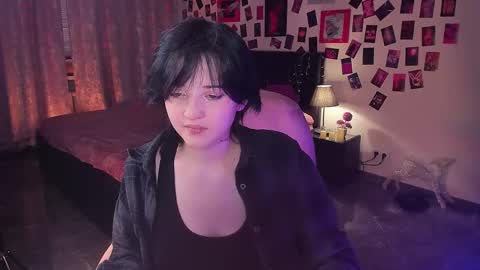 Sarah online show from March 19, 10:43 am