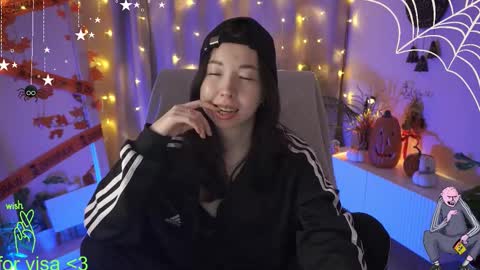 vacation 16-30 of november caucht me in insta online show from October 29, 5:53 am