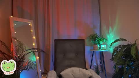 vacation 16-30 of november caucht me in insta online show from January 29, 8:51 am