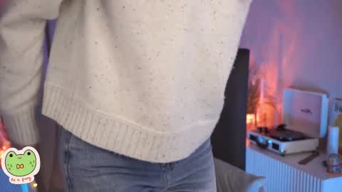 vacation 16-30 of november caucht me in insta online show from February 27, 12:01 pm