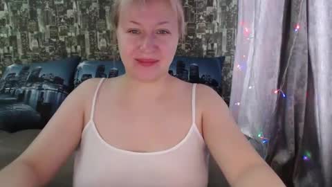 Snapshot of sarakatherin chatting on January 30, 7:29 am Sara online show from January 30, 7:29 am