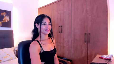 saralife69 online show from February 17, 6:17 pm