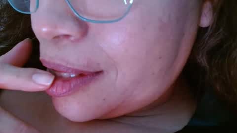 Snapshot of saralove2 chatting on January 24, 6:04 pm sara online show from January 24, 6:04 pm