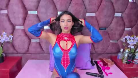 Snapshot of saraloveee_ chatting on February 23, 3:02 am Sarita online show from February 23, 3:02 am