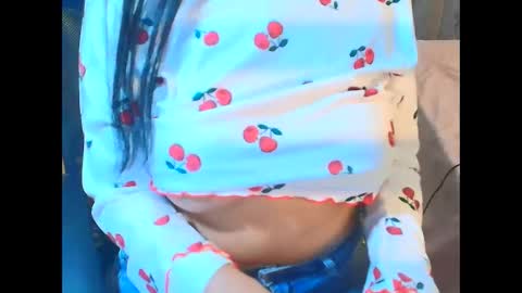 saramantha09 online show from January 11, 4:40 am