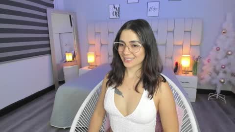 Snapshot of saraospinna chatting on December 11, 9:12 pm Sara online show from December 11, 9:12 pm