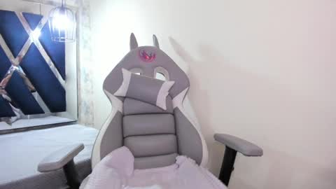   online show from March 7, 2:45 pm