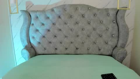   online show from September 27, 12:03 pm