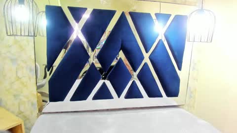   online show from February 19, 12:55 pm