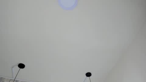   online show from February 25, 11:54 am