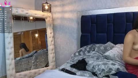 Sara W online show from February 22, 2:08 pm