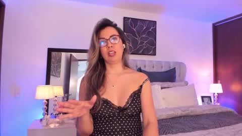 sarha online show from October 27, 2:28 pm