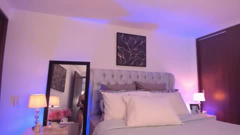 sarha online show from November 24, 1:10 pm