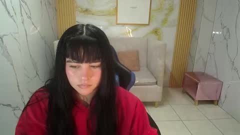 Sara  online show from April 27, 7:55 pm