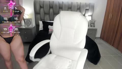  Saritaaa  online show from February 9, 3:00 am