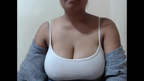 saronette online show from October 23, 7:21 am