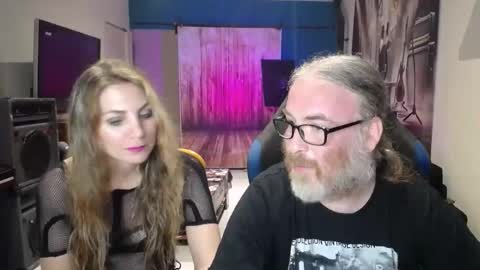 Giselle and Jay online show from October 4, 6:49 pm