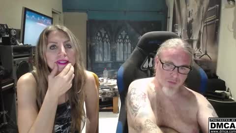 Giselle and Jay online show from October 22, 9:05 pm