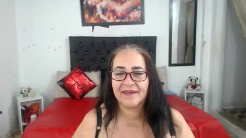 Snapshot of sasha_maturee chatting on January 11, 12:18 pm sasha maturee online show from January 11, 12:18 pm
