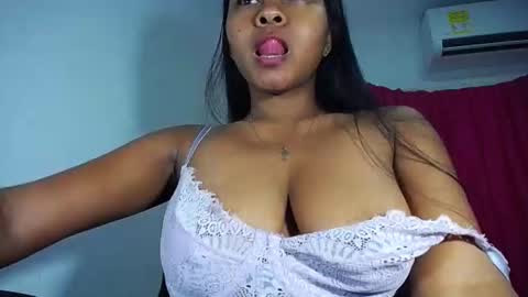 sashabreck1 online show from December 14, 2:51 am