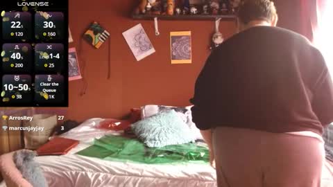 S A S H A R O S E online show from October 11, 3:15 pm