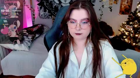 Snapshot of sashasoyyyy chatting on December 20, 3:03 am Sashasoy online show from December 20, 3:03 am