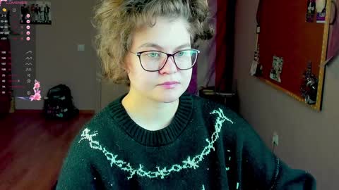 Snapshot of sashy_way chatting on December 13, 10:13 pm .Alexandra online show from December 13, 10:13 pm
