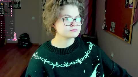 Snapshot of sashy_way chatting on December 14, 1:38 am .Alexandra online show from December 14, 1:38 am