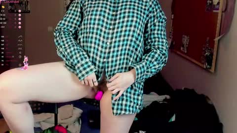 Snapshot of sashy_way chatting on December 8, 11:18 pm .Alexandra online show from December 8, 11:18 pm