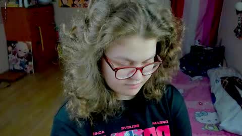 .Alexandra online show from May 17, 1:20 pm