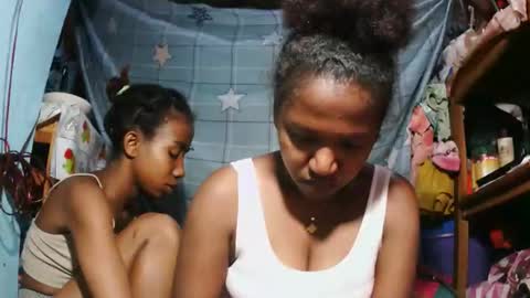 sasivia08 online show from April 12, 4:11 pm