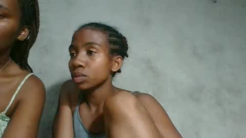 sasivia08 online show from February 8, 6:55 pm