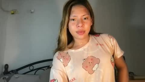 sassy_daisy69 online show from April 9, 3:21 am