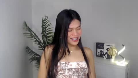 Snapshot of sassy_monie chatting on January 26, 3:47 pm sassy_monie online show from January 26, 3:47 pm