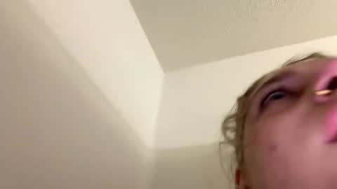 sassysquirtsmmm online show from May 20, 1:17 pm