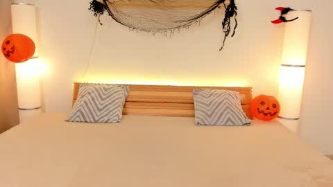 Sati online show from October 16, 11:03 pm