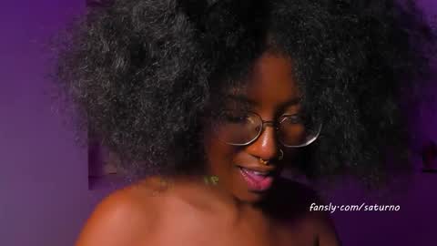 saturno_vibes online show from October 10, 8:42 am