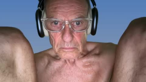 sauberklaus online show from July 21, 9:11 am