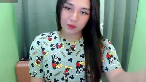 clara online show from December 11, 8:26 am