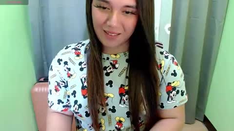 clara online show from December 11, 11:30 am