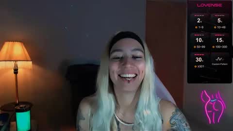 I AM JENN  online show from December 24, 5:55 pm