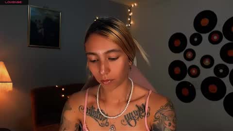 I AM JENN  online show from March 2, 1:26 am