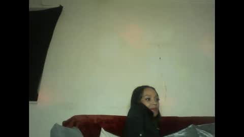 Snapshot of saucy_shanice chatting on September 16, 10:46 pm Shaniiice online show from September 16, 10:46 pm