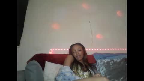 Snapshot of saucy_shanice chatting on February 9, 12:06 am Shaniiice online show from February 9, 12:06 am
