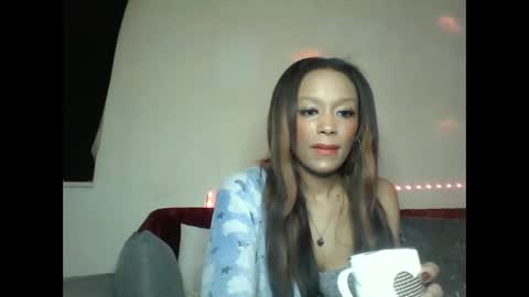 Snapshot of saucy_shanice chatting on February 22, 8:09 pm Shaniiice online show from February 22, 8:09 pm