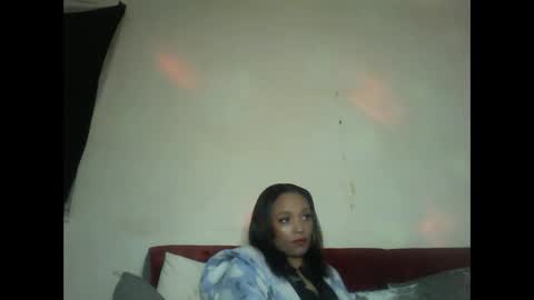 Snapshot of saucy_shanice chatting on September 15, 9:16 pm Shaniiice online show from September 15, 9:16 pm