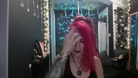 SaucySky online show from November 18, 10:13 pm